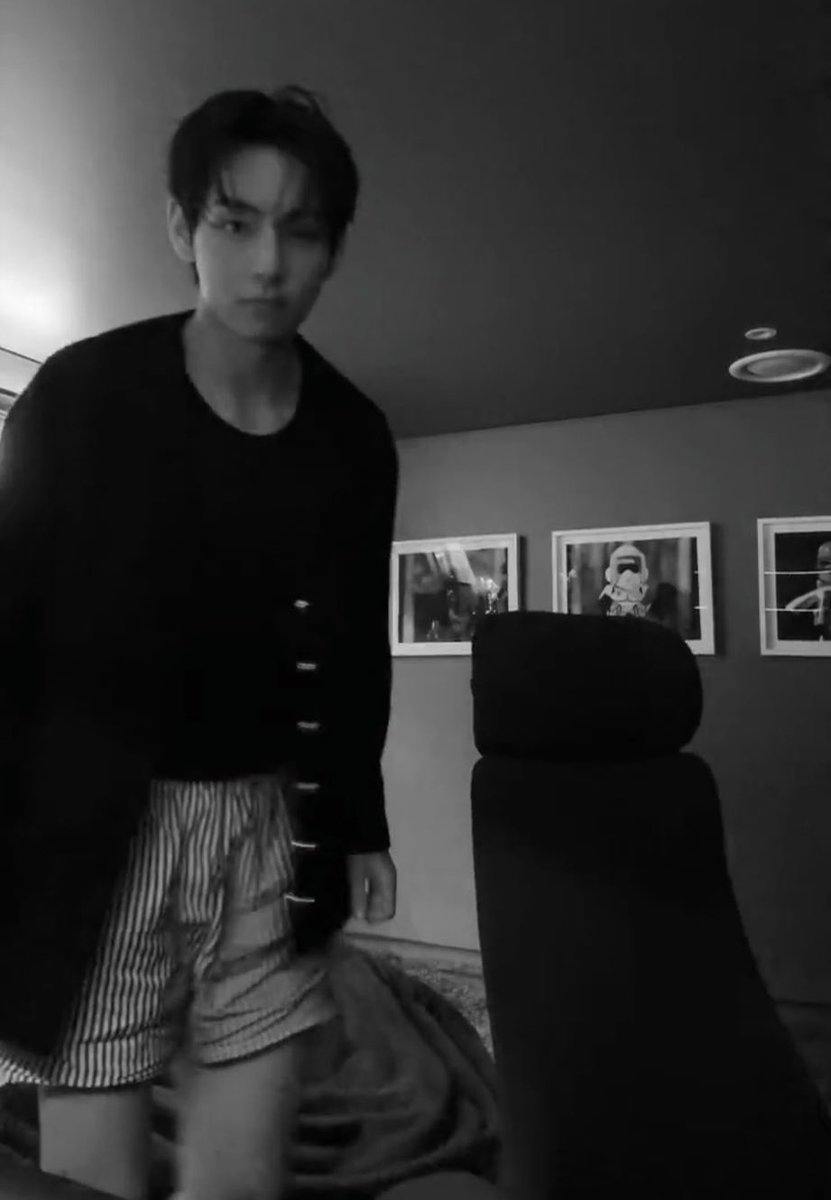 ชุดกึ่งทางการ 55555555555555555555555 อ้วนนน