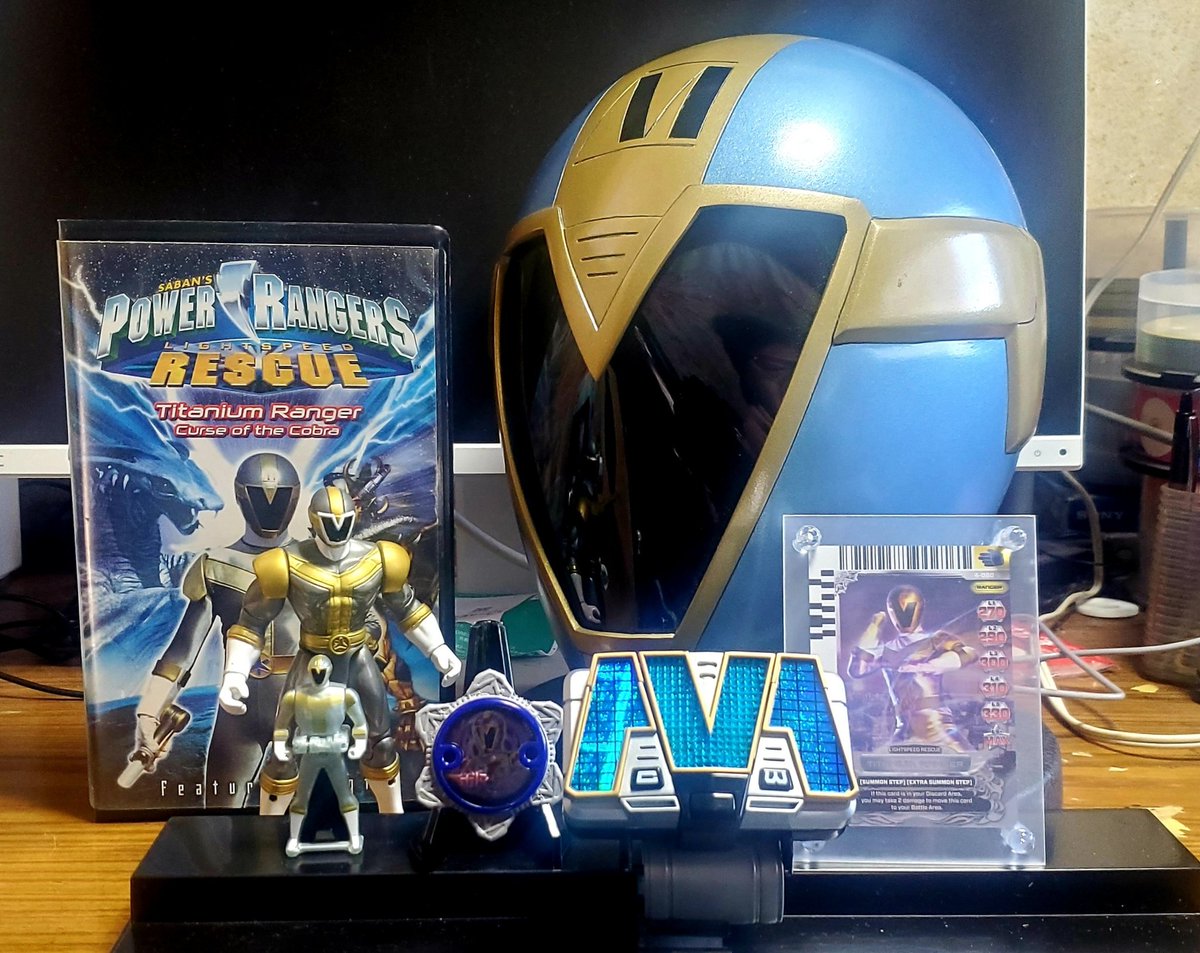 背中にはコブラ tweet media