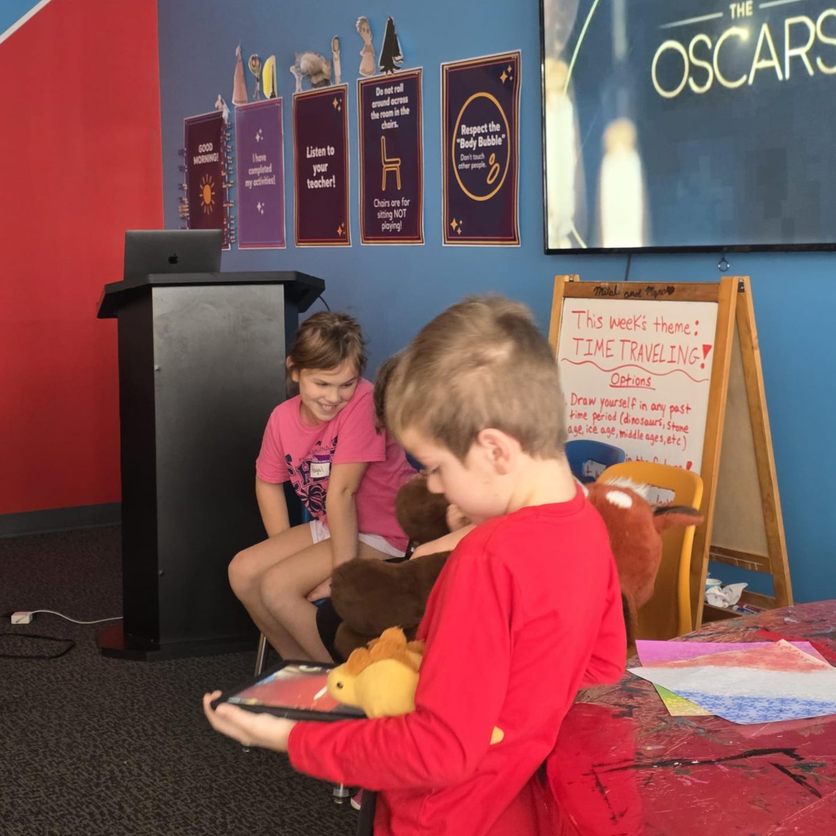 LuneSpark's tweet photo. The Stop-Motion Awards! We love showing off our students' stop motion videos that they make in camps 🤩 🎬

#stopmotion #artscenter #arteducation #artcamp #trackoutcamp #summercamp #northcarolina #apex #hollysprings #chapelhill #raleigh #cary https://t.co/JaUJ6o96wg