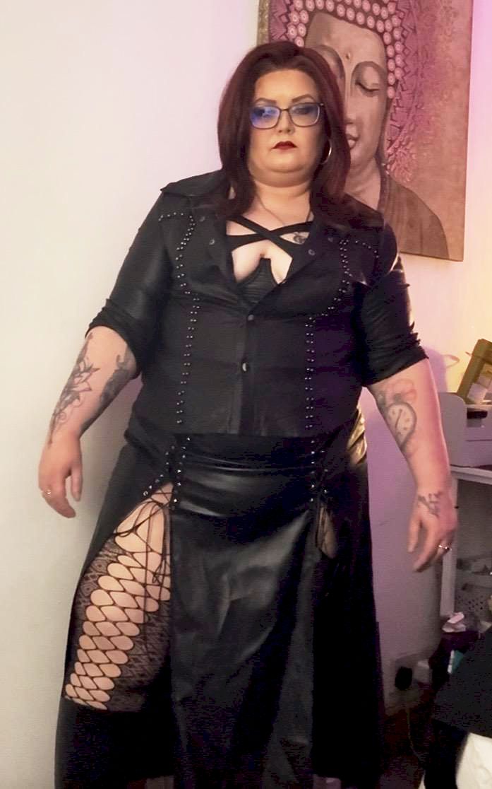 FanCall.me tweet media