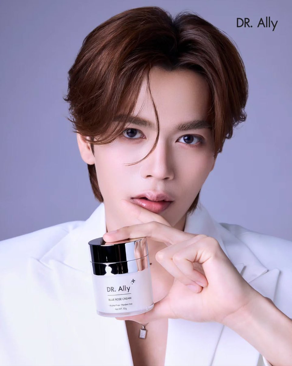 𝐦𝐚𝐫𝐤𝐣𝐢 tweet media