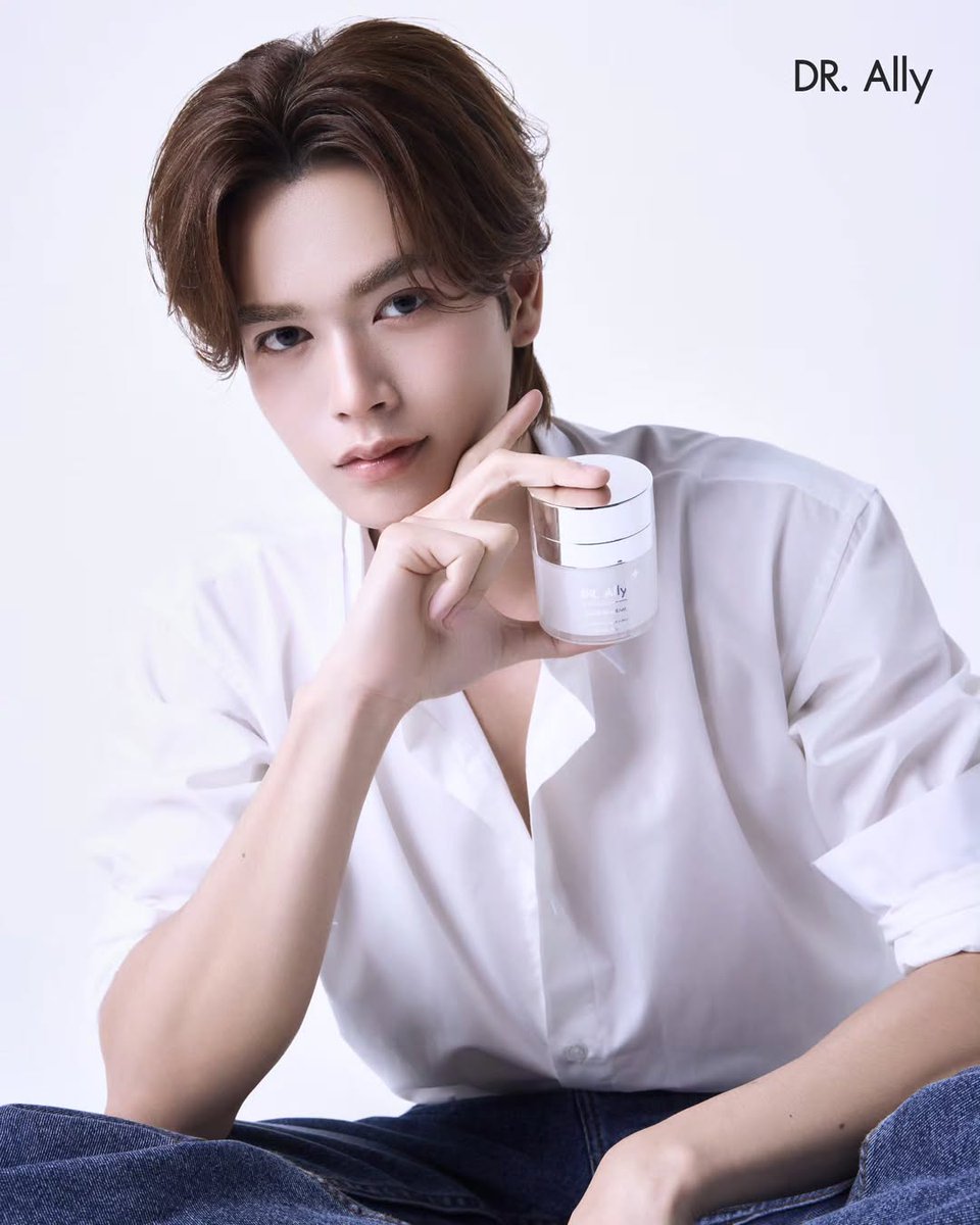 𝐦𝐚𝐫𝐤𝐣𝐢 tweet media