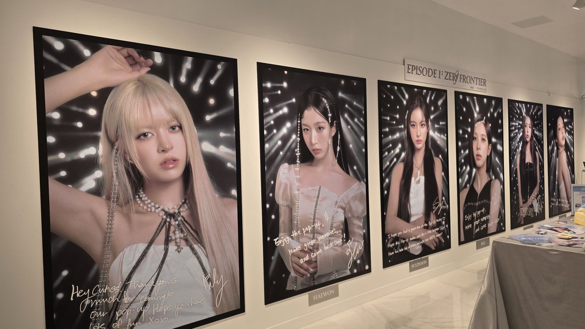 haewonlly's tweet photo. le pop up est trop beau 😭😭 #NMIXX #ZEROFRONTIER #NMIXX_POPUP https://t.co/hHc2DpXNhA