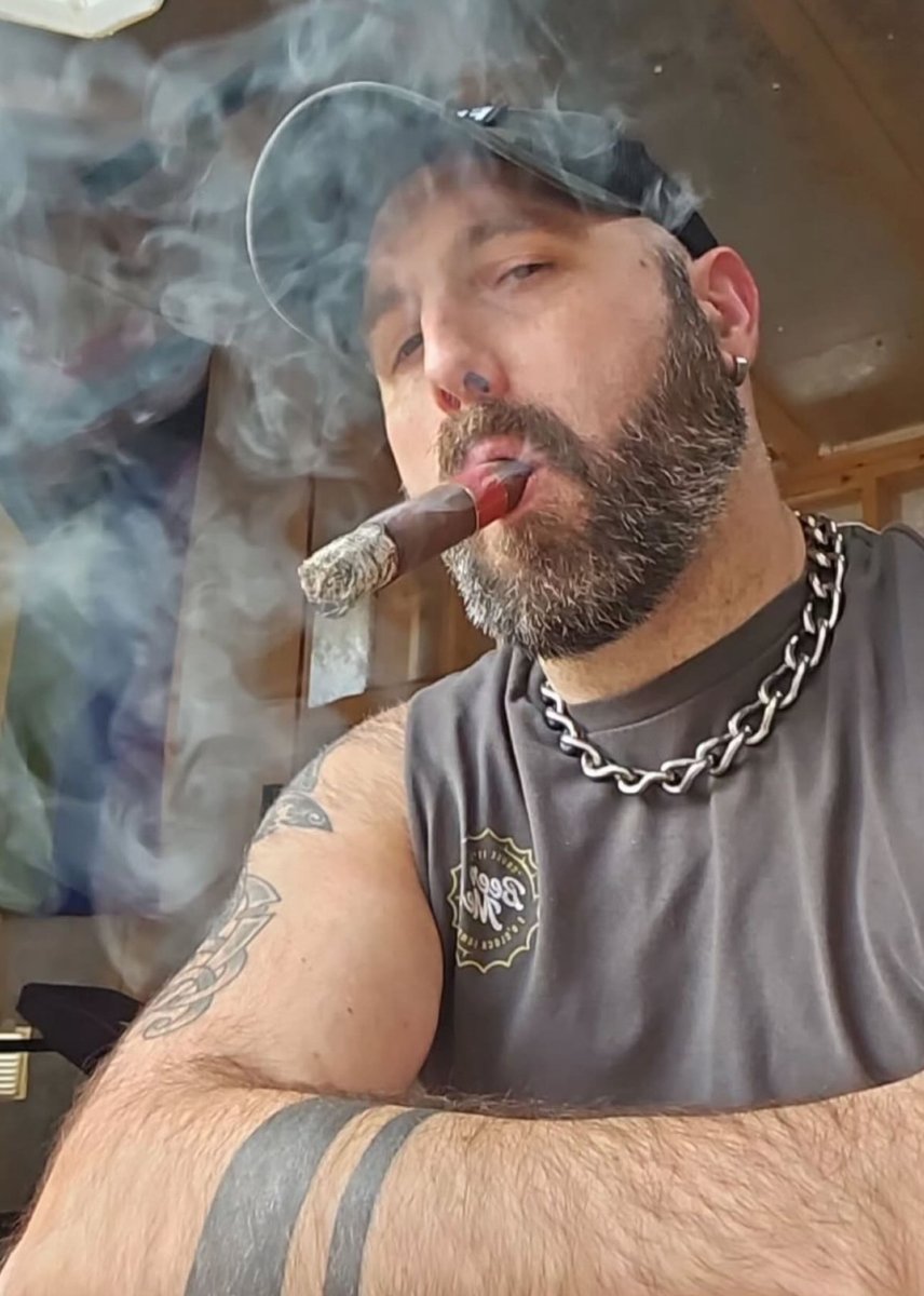 CigarBeards tweet media