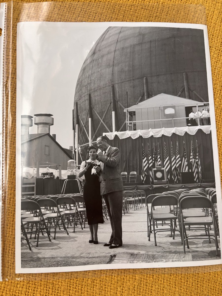 MC Hammond tweet media