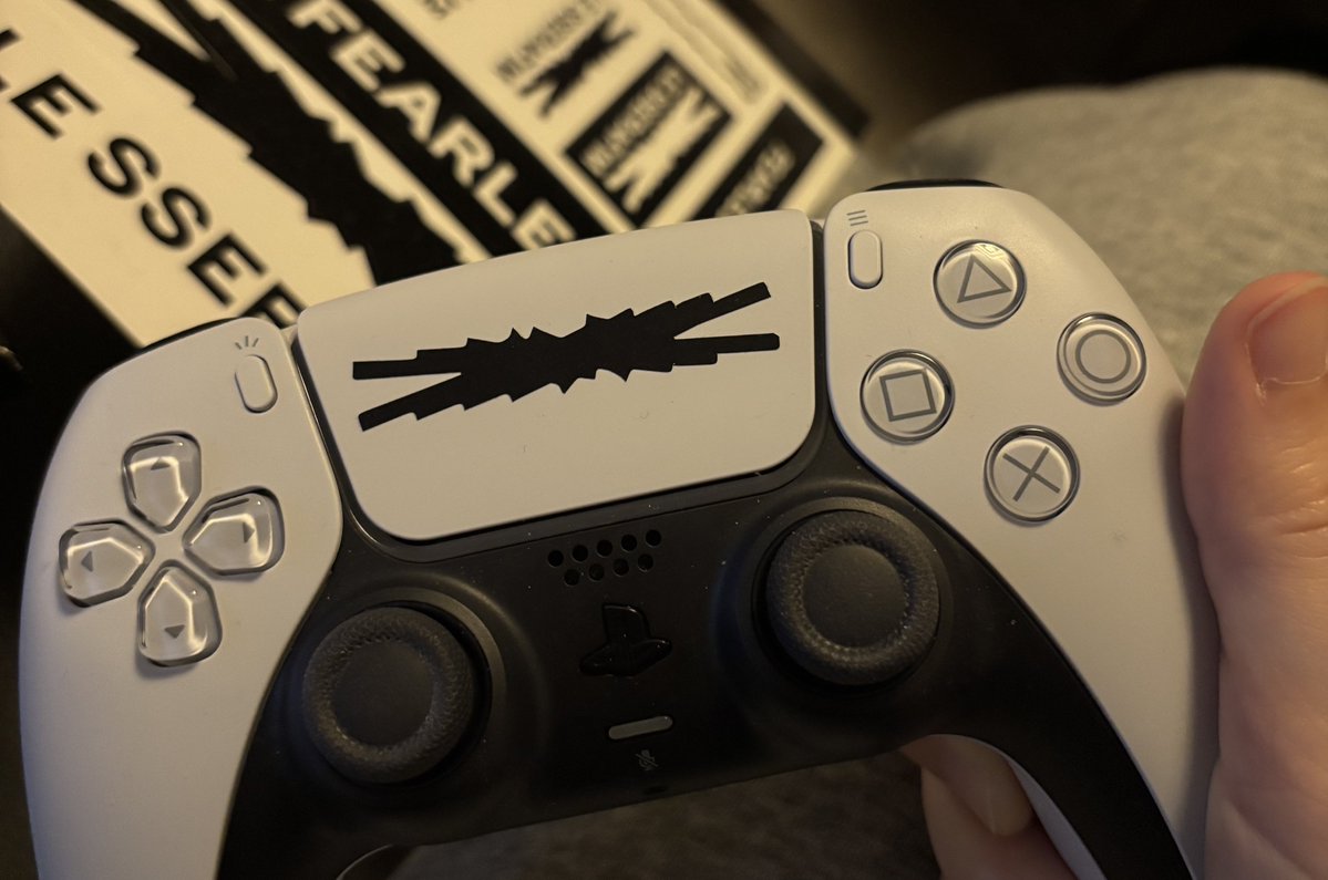 nevi 🧶 saw lsf again ♡ tweet media