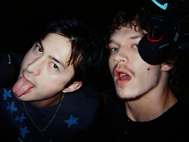 vj || hr lover tweet media