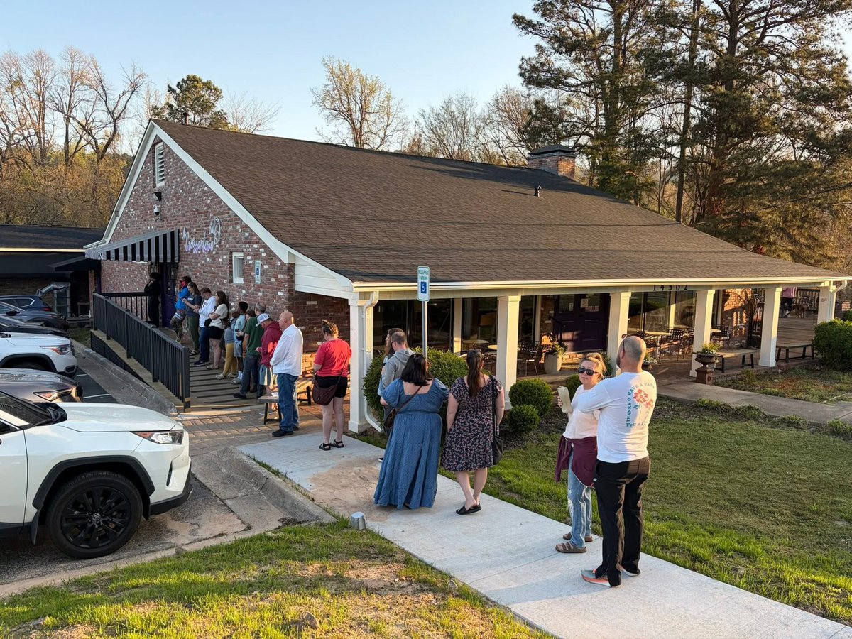 Grant Smith tweet media