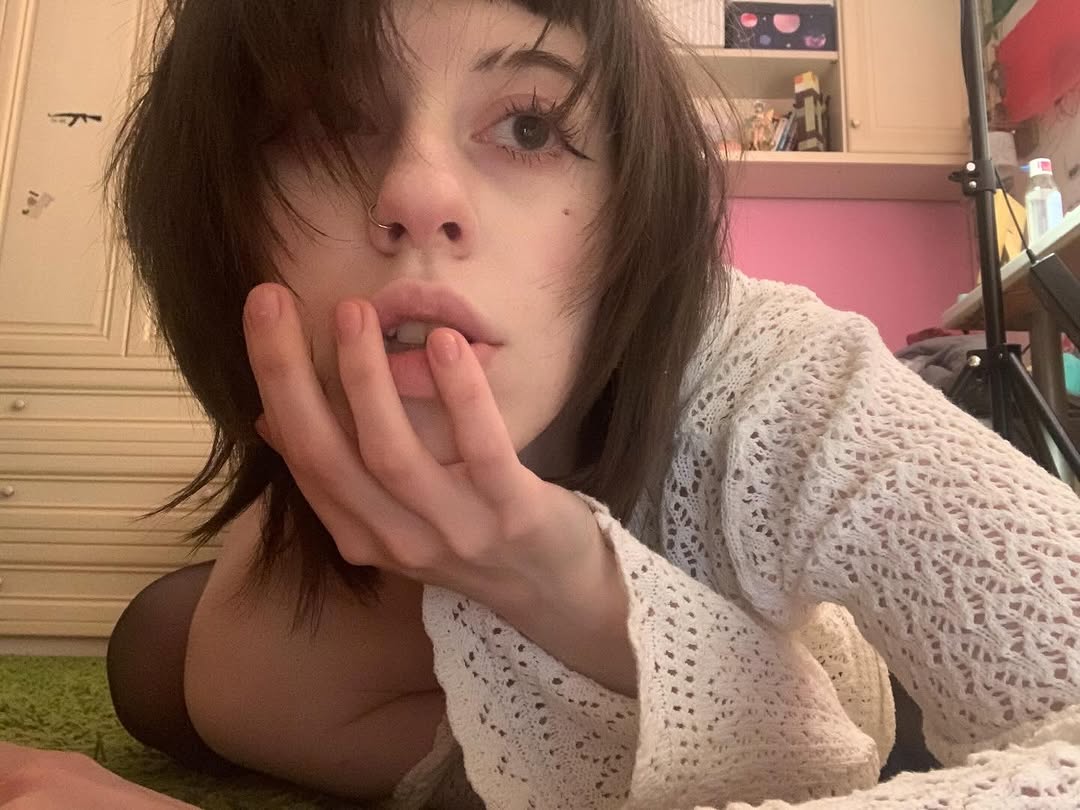 Chucky Ви tweet media