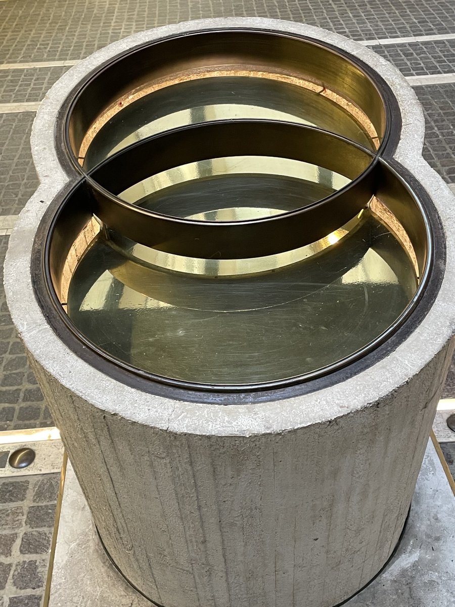 ANGELACONGIU's tweet photo. Galleria Altinia #Treviso #CarloScarpa https://t.co/va1JwhjWKw