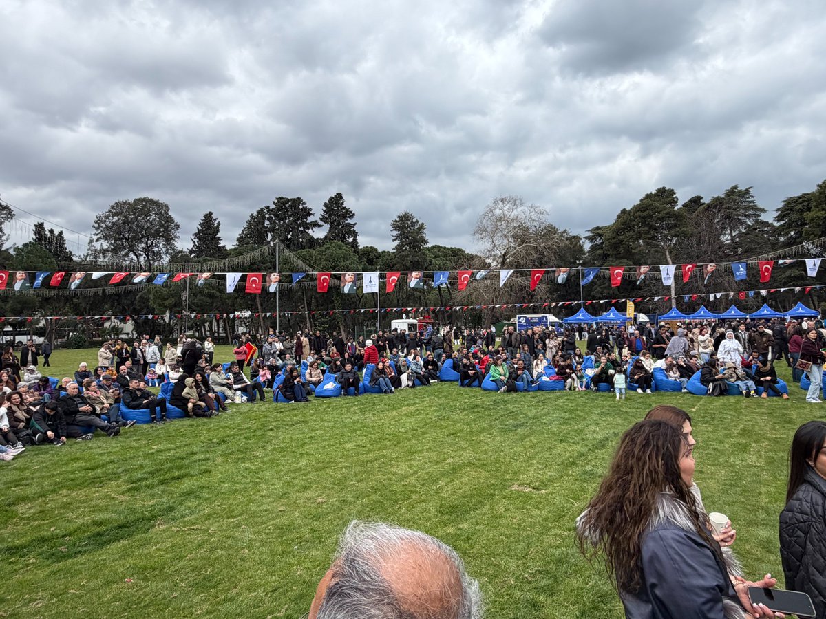 turksoyorg's tweet photo. 💐Baharın müjdecisi Nevruz Bayramı, bu yıl İzmir Kültürpark’ta düzenlenen görkemli bir etkinlikle kutlandı. TÜRKSOY’un paydaşları arasında yer aldığı organizasyon, Türk Dünyası’nın zengin kültürel mirasını gözler önüne serdi. https://t.co/a7asqHe3i7