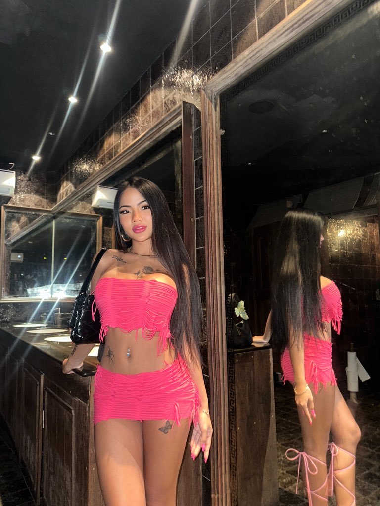 Praewvlogs tweet media