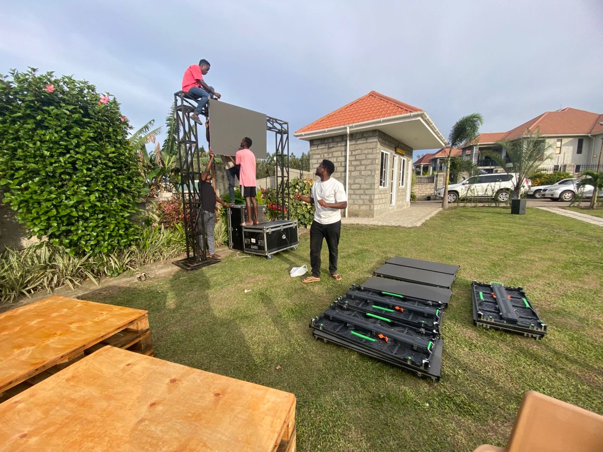 Nick 🇺🇬 tweet media