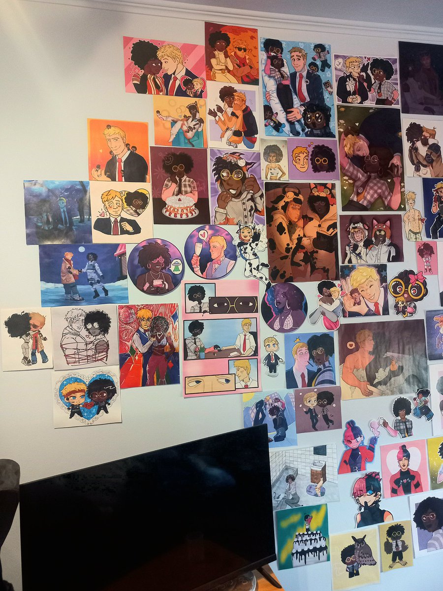 Slonelicker42 (C0mms:⛔️) tweet media