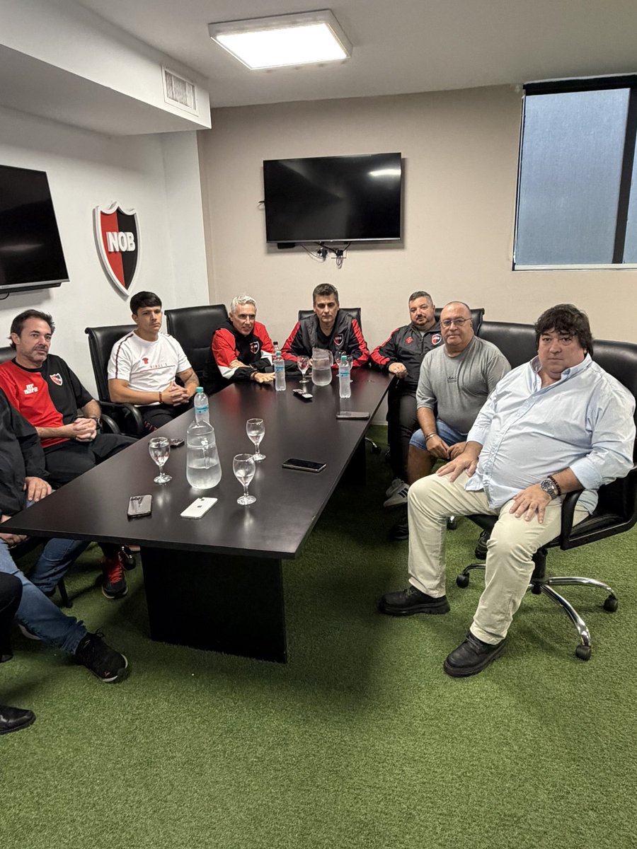 Axel Rolon tweet media