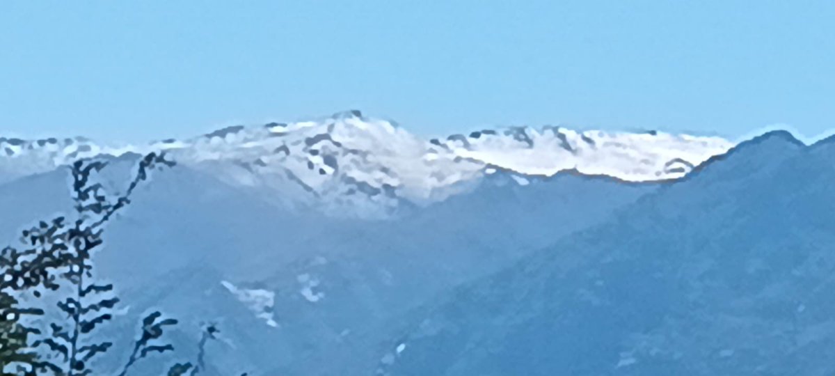 Maxigalileo's tweet photo. La cordillera de #Chincolco #Petorca  después de la lluvia. @RedGeoChile https://t.co/xSA3LsY4Xq