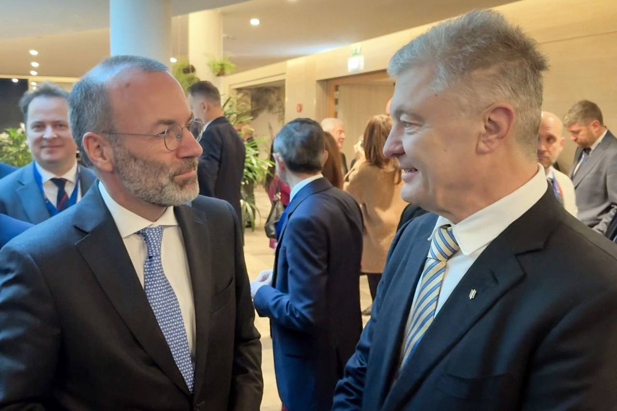 Breaking News tweet media