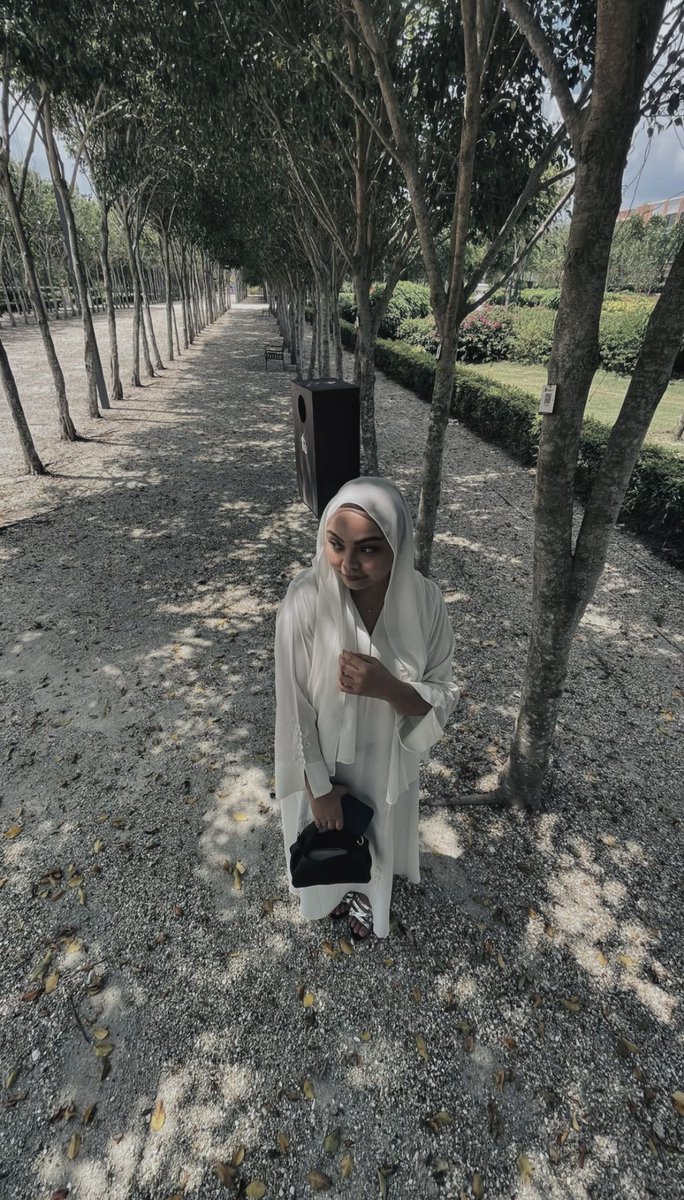 marrieeann's tweet photo. Happy Eid's Fitri 🩷 https://t.co/cef5eufq3m