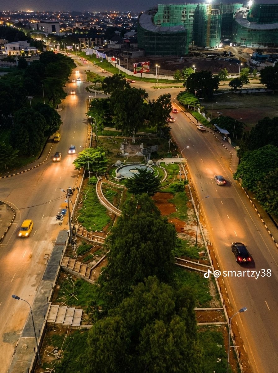 Igwe of Enugu tweet media