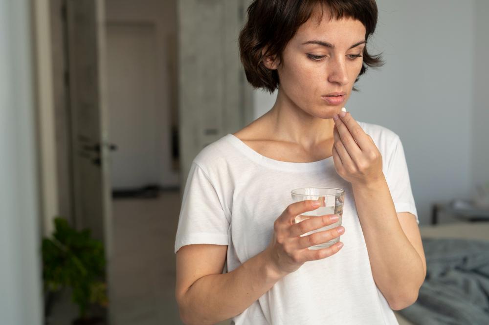 NoebisPharma's tweet photo. La lattoferrina supporta il sistema immunitario 🌟, dona energia ⚡ e protegge il corpo 🛡️. Perfetta contro stress e stanchezza, è lo scudo naturale per il tuo benessere 🌬️💪. #Lattoferrina #Benessere #DifeseNaturali #StileDiVitaSano https://t.co/2uvNI9cco4 https://t.co/7wfcDGiU9J