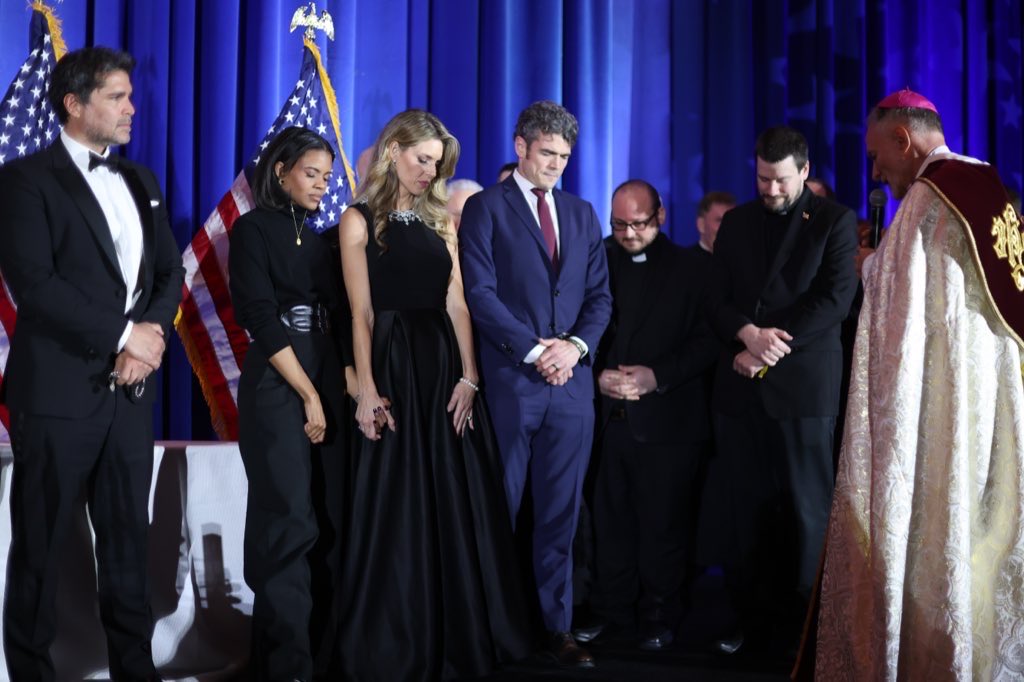 Carrie Prejean Boller tweet media