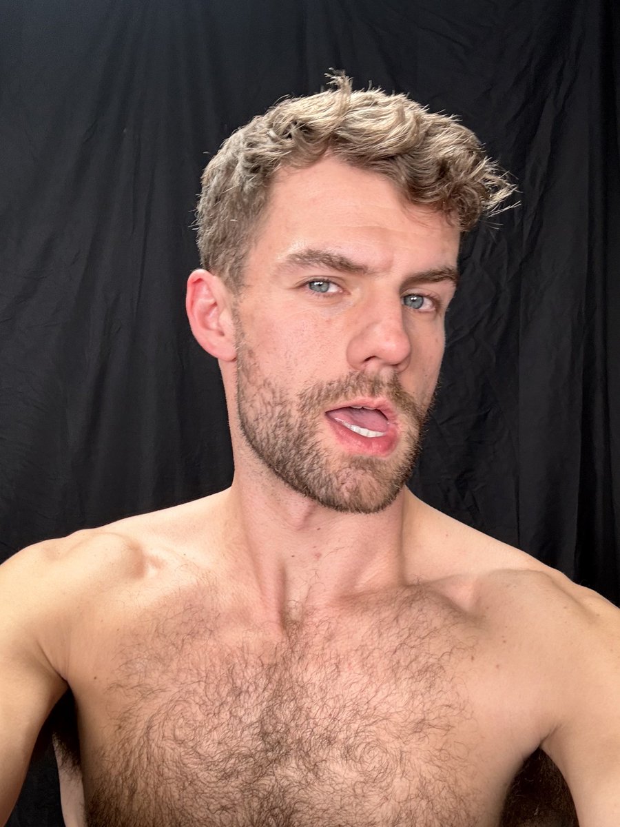 Blue Collar Hunk tweet media