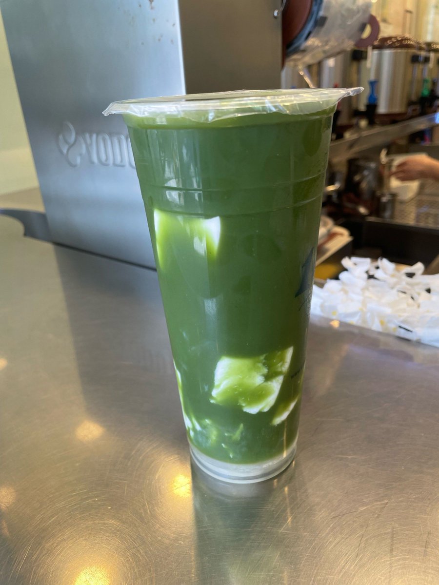 EmosheEraga's tweet photo. "3-Ingredient Iced Matcha Latte   - 1 tsp matcha powder  - 1/4 cup hot water (not boiling!)  - 1 cup cold oat milk + ice  Whisk matcha with water until frothy, top with milk/ice. Creamy, earthy, u0026 ready in 2 mins!  #MatchaLatte #QuickDrinks" https://t.co/XZkZ951EfE