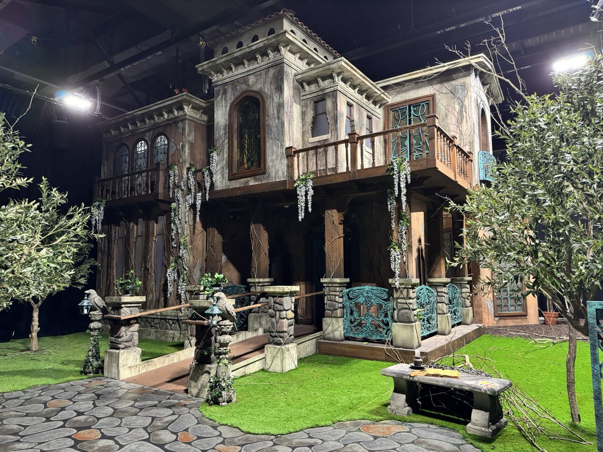 Kaley Bug Barmy (Plastico™) tweet media