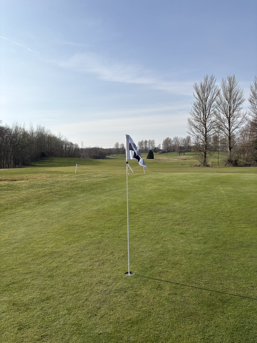 BILLY & KENNA, GOLF 🏴󠁧󠁢󠁳󠁣󠁴󠁿🏌️🏌️‍♀️ tweet media