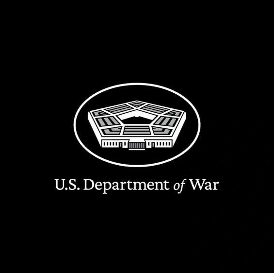 CryptoNewsHntrs's tweet image. 🇺🇸 HUGE: THE PENTAGON TO MAKE PALANTIR’S MAVEN AI AN OFFICIAL PROGRAM OF RECORD — REUTERS

#Palantir #AI #Maven #Pentagon #DefenseTech #MilitaryAI