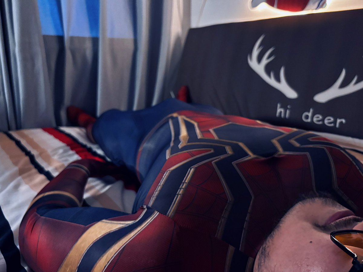 Alb er t tweet media