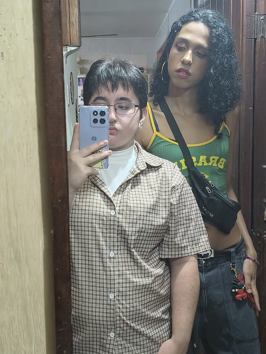 isaac, o transmasc biscoiteiro tweet media