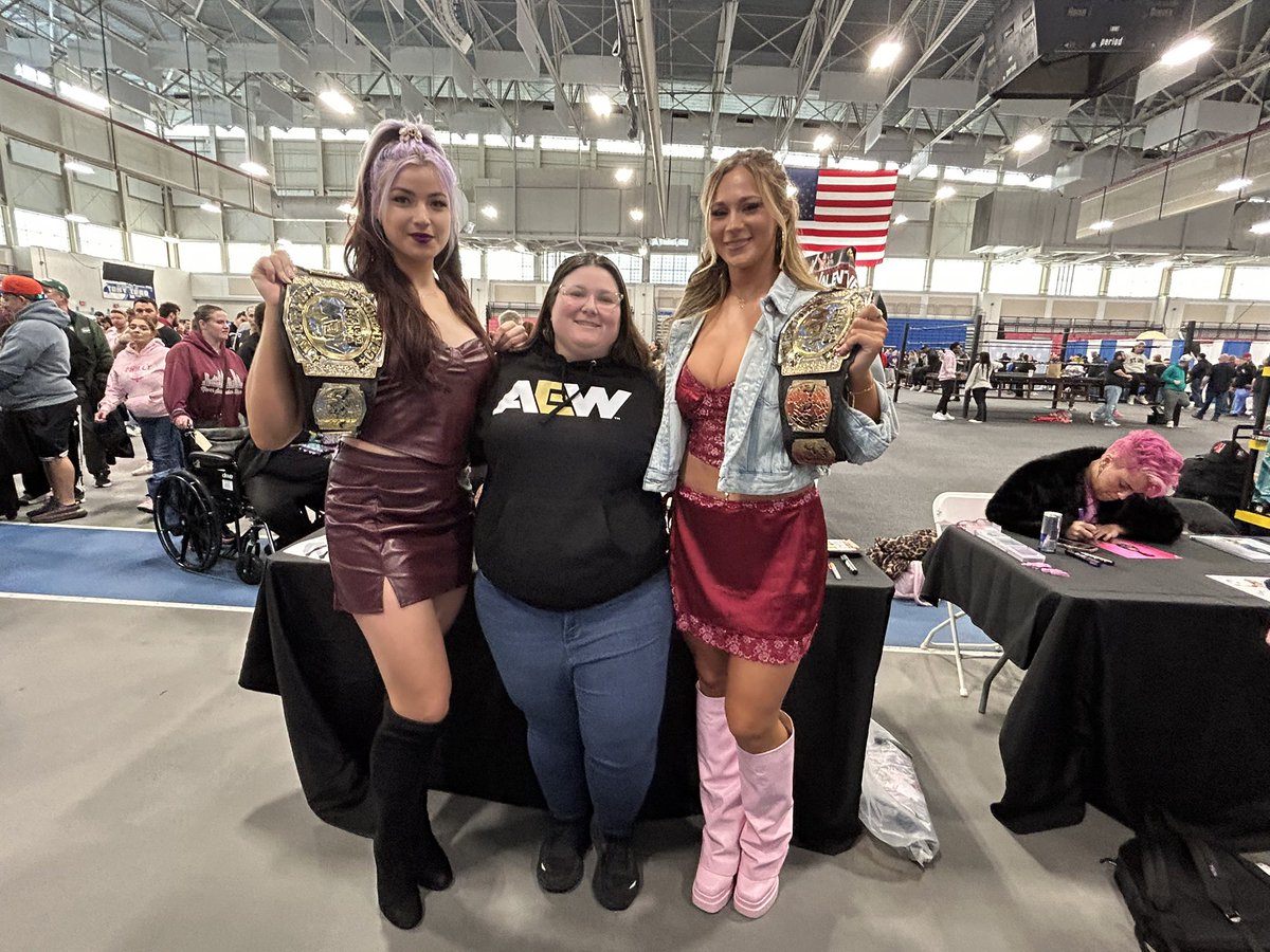 francesca tweet media