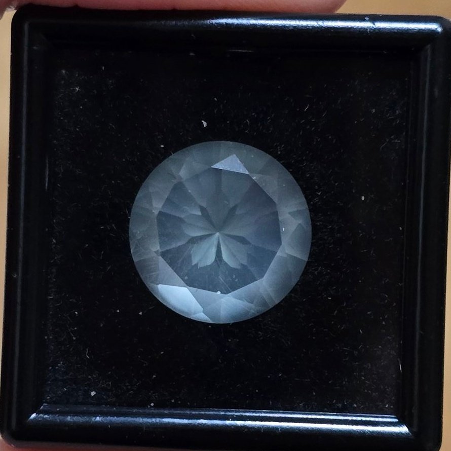 sunsetglow0215's tweet photo. #원석마켓 
2.5~3mm 담수진주 한줄(39cm) 10.0 > 6.0
시미즈사 사쿠라인컷 그린문스톤 12mm 20.0 > 11.0 https://t.co/f1sF98z16w