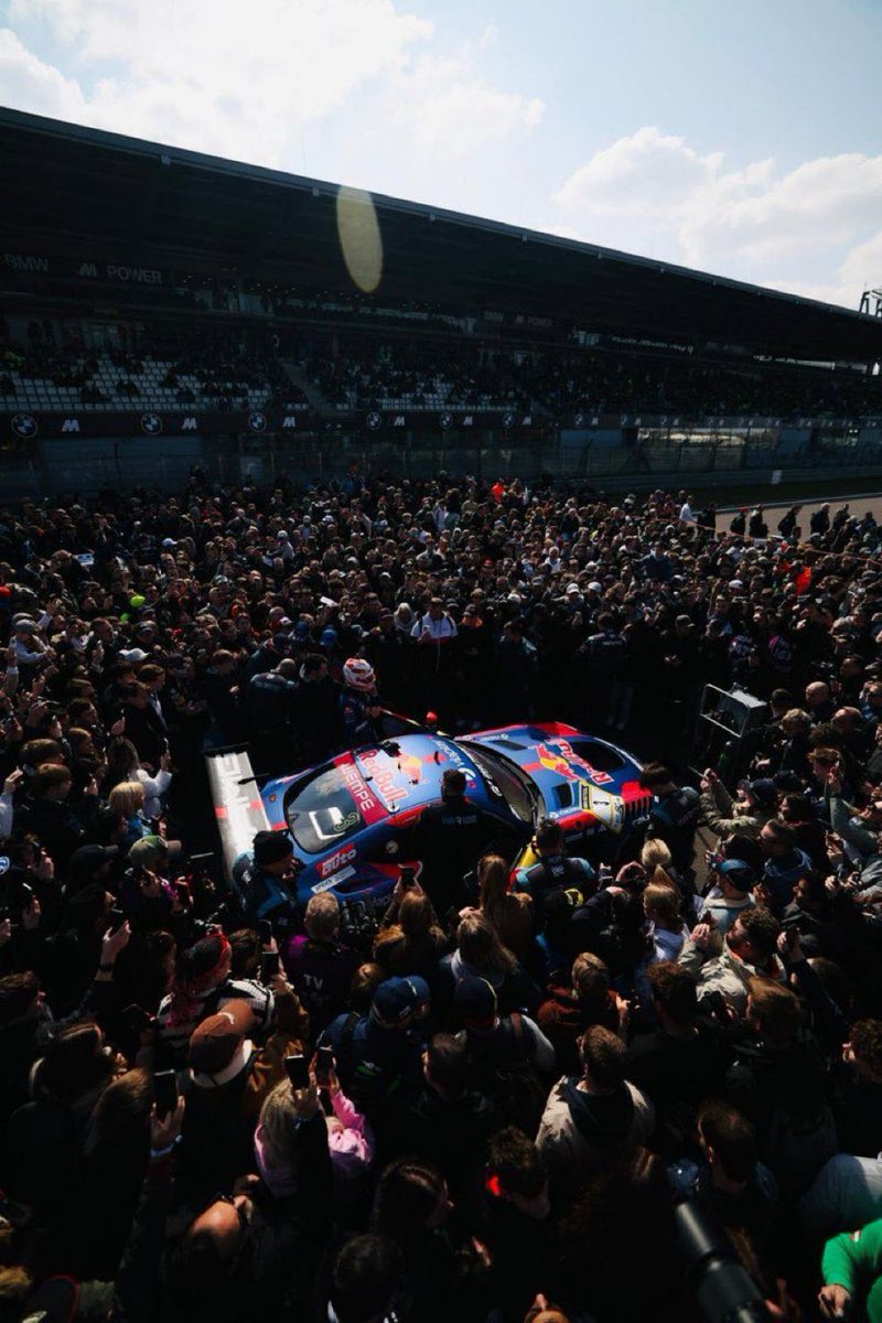 اكبر تسويق.. هو وجود بطل عالم فورمولا

شخصية مثل ماكس اضافة عليها

حضور كبير و جماهير تعرفت اكثر على هذا النوع من البطولات

وانتصار لماكس