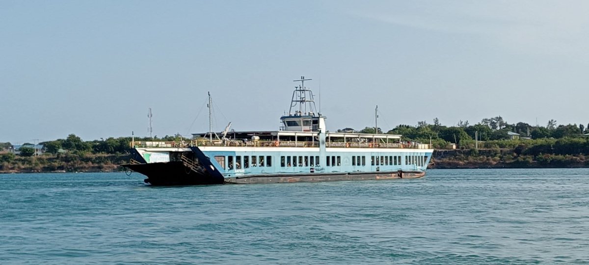 Ferry Kenya tweet media