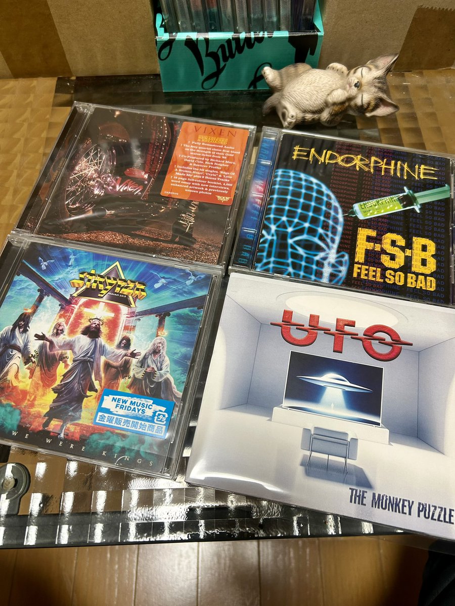 DreamCh24621504's tweet image. Hi, guys.
I listened to these CDs on March 21st, 2026.

Vixen / Vixen🇺🇸
#ShareRoss
Endorphine / Feel So Bad🇯🇵
#DariaKawashima
When We Were Kings / Stryper🇺🇸
#RobertSweet
The Monkey Puzzle / UFO🛸
#AndyParker

Wow, it's already this time?
I gotta go to bed.😓
Good night, friends.