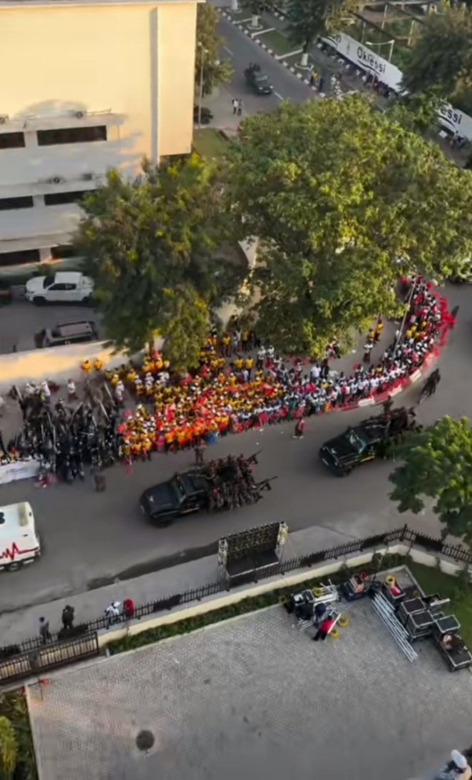 Red Fighter tweet media