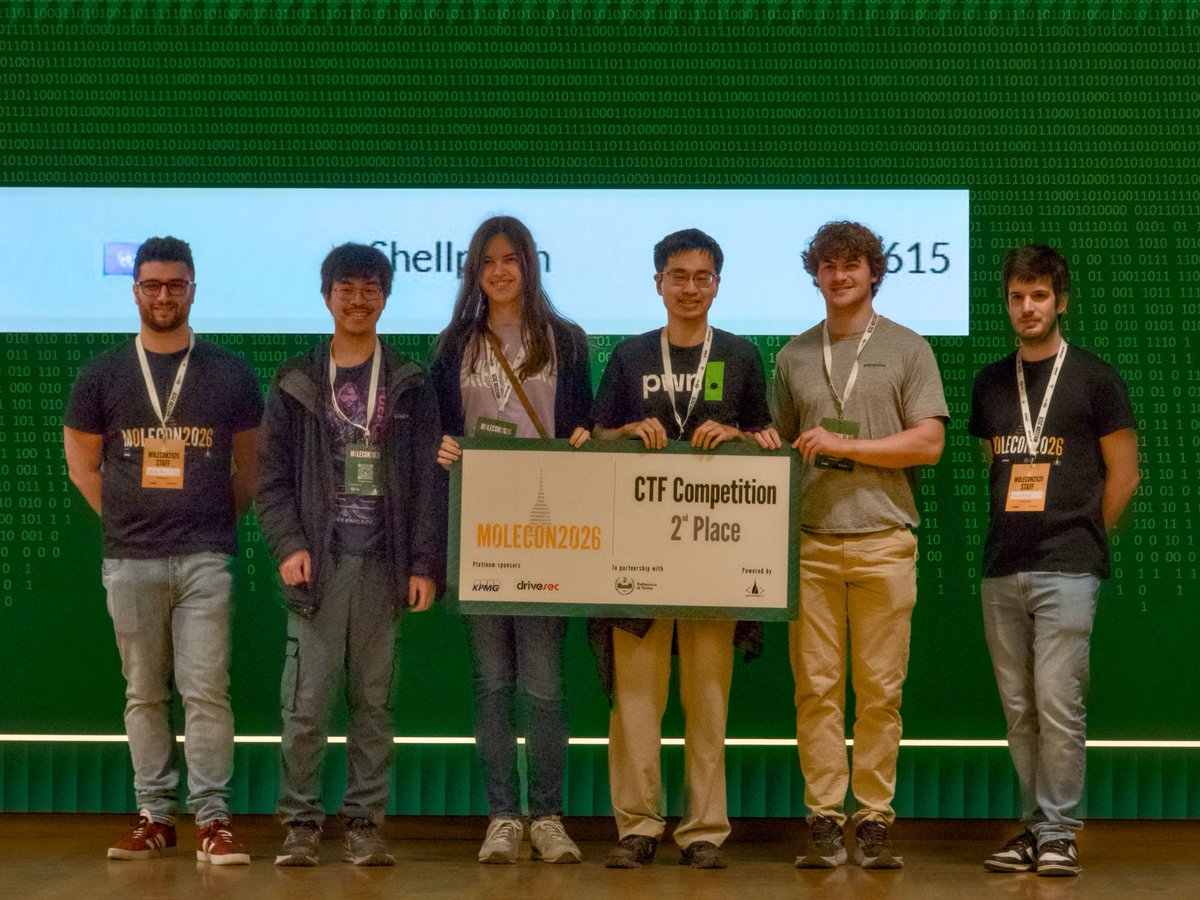 pwnthem0le tweet media