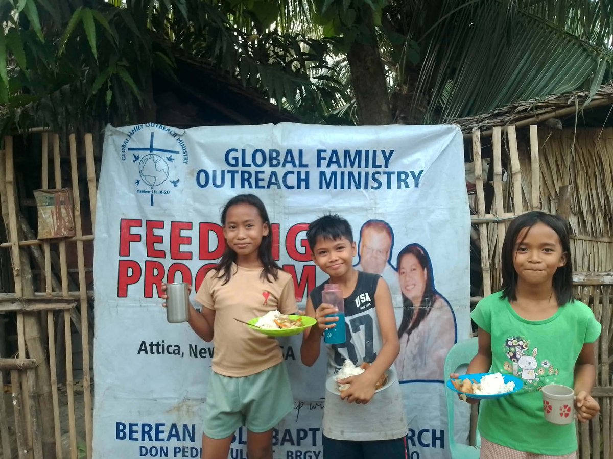 DrWaldmiller's tweet photo. Today we held our 10 GFOM Feeding Programs in the Philippines &amp; tomorrow in Cambodia. In total this weekend, we will feed over 400 kids &amp; teach them Bible lessons. We need $490 for our monthly goal for March. Please donate to help the poor kids. Thank you.
https://t.co/SlIRQFjP9u https://t.co/T7QPR8INDf