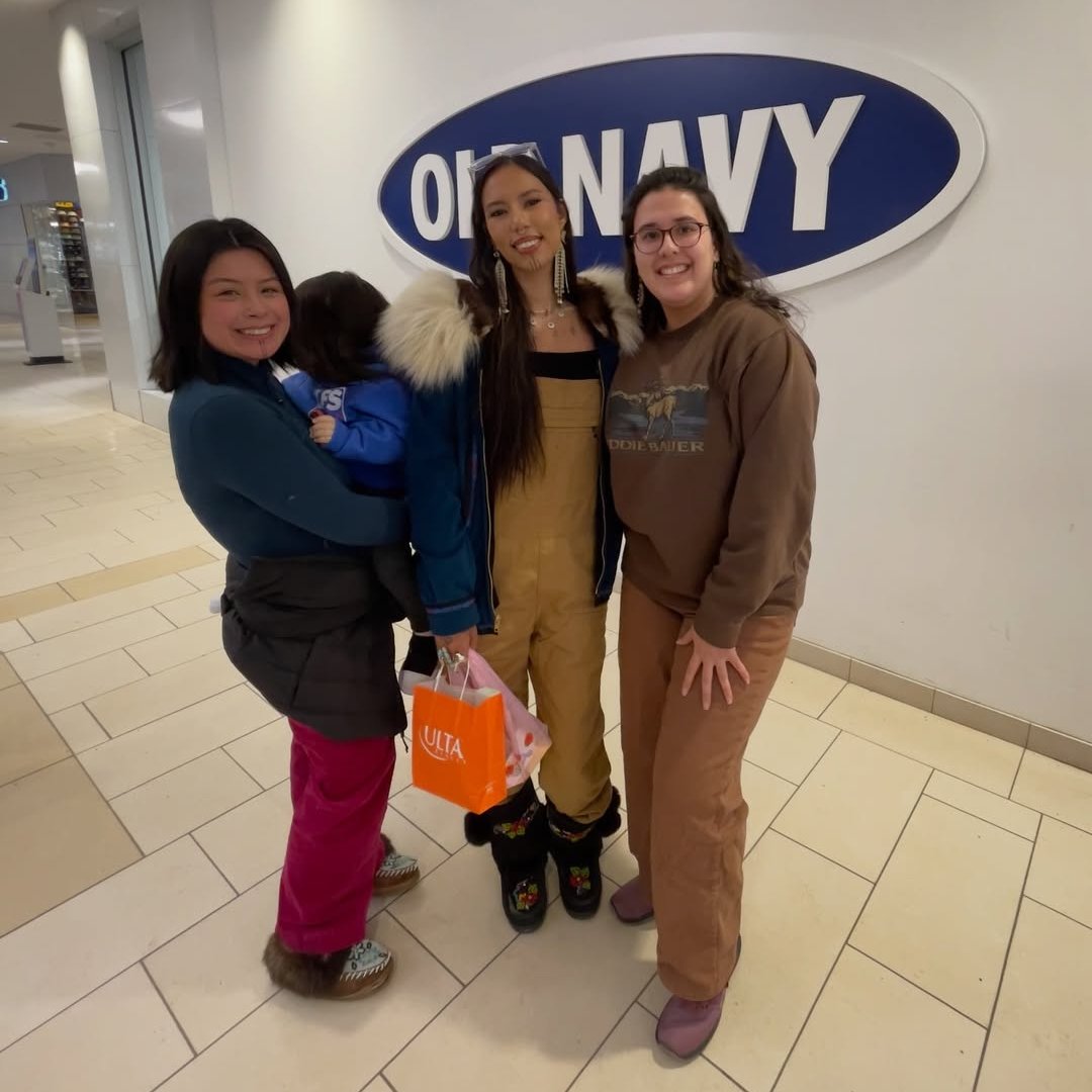 dimondcenter's tweet photo. 👀  Look who was spotted shopping at The Happy Hippie 😍 Quannah! https://t.co/sKdrahJH3g