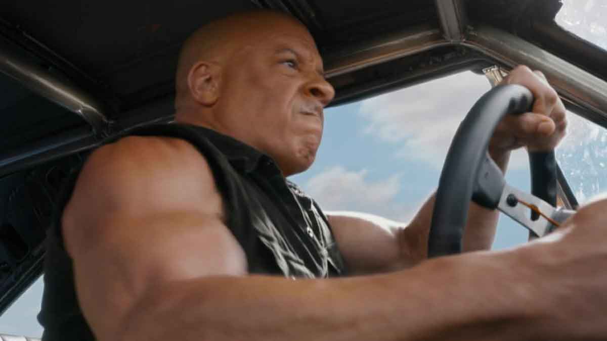 Cinemascomics's tweet image. 🚗🔥 Fast and Furious 11 ya pisa el acelerador hacia su final… y lo hace con un fichaje clave en el guion 👀 cmcs.es/faf11fgf #FastAndFurious11 #FastSaga #VinDiesel #TheRock #Cine #Estrenos #Hollywood