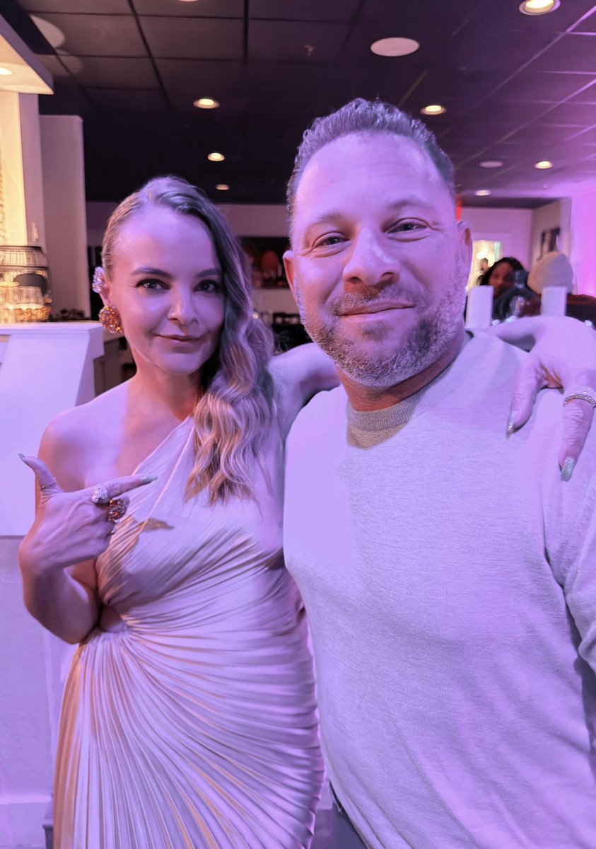 Angela Belcamino tweet media