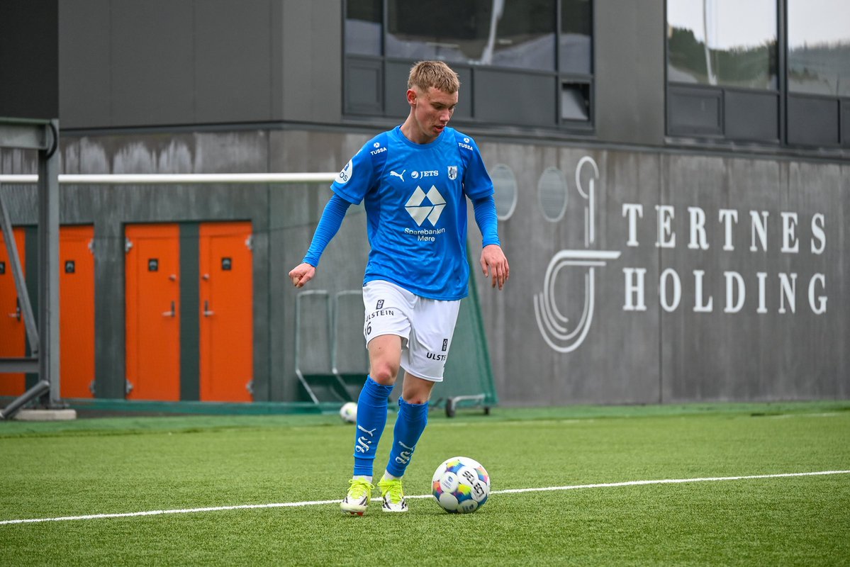 Daniel Cobo-Lone tweet media