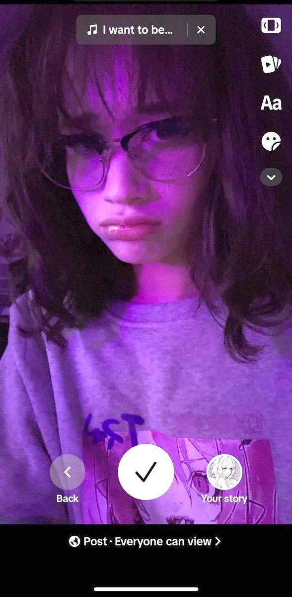 Daisy Love tweet media