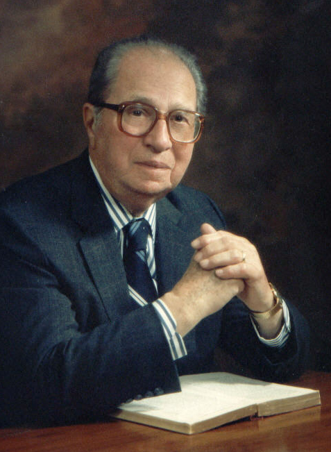 athenaeumbc's tweet photo. “The great books are those that have something to say to every generation. They are not books that are read once and then forgotten, but books that must be read again and again.”

— Mortimer J. Adler https://t.co/GbKBY4EiAt