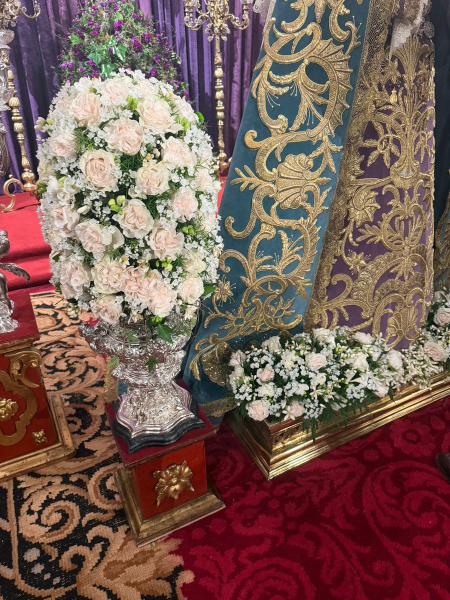 Grado Floristería tweet media