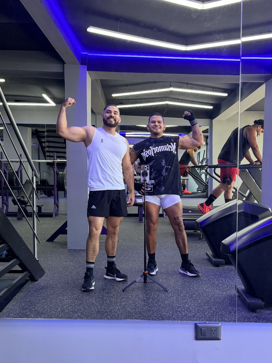 LuisPiGutierrez 🫀 tweet media