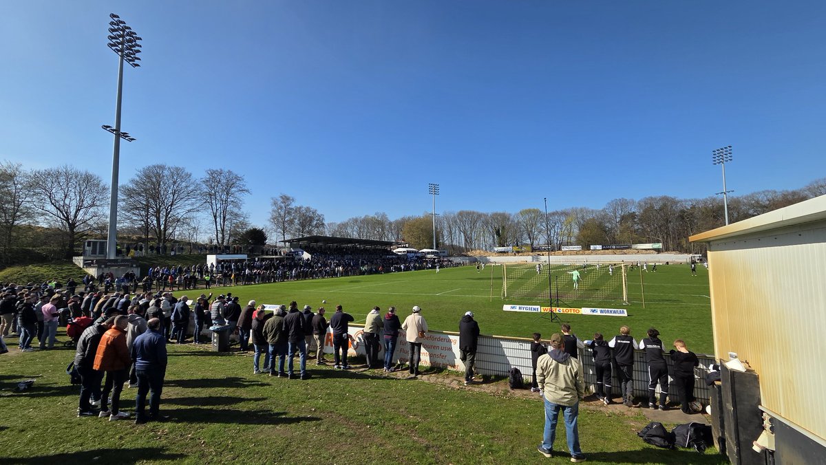 niek92jansen's tweet photo. ⚽ 1. FC Bocholt 🆚 SSVg Velbert
📅 21-03-2026
⚖️ 2-1
🏆 Regionalliga West
🏷 1.712 toeschouwers
📍 praemium Park am Hünting, Bocholt 🇩🇪
Bocholt boekt belangrijke zege ⚽
#FCBocholt #SSVgVelbert #Bocholt #Velbert #groundhopping https://t.co/VNbYXkaKs5