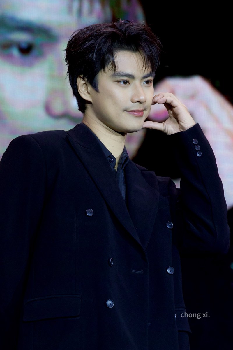 ʕ • ᴥ • ʔ
づ🎂どᵕ̈

#OhmFMinChongqing
#ohmpawat